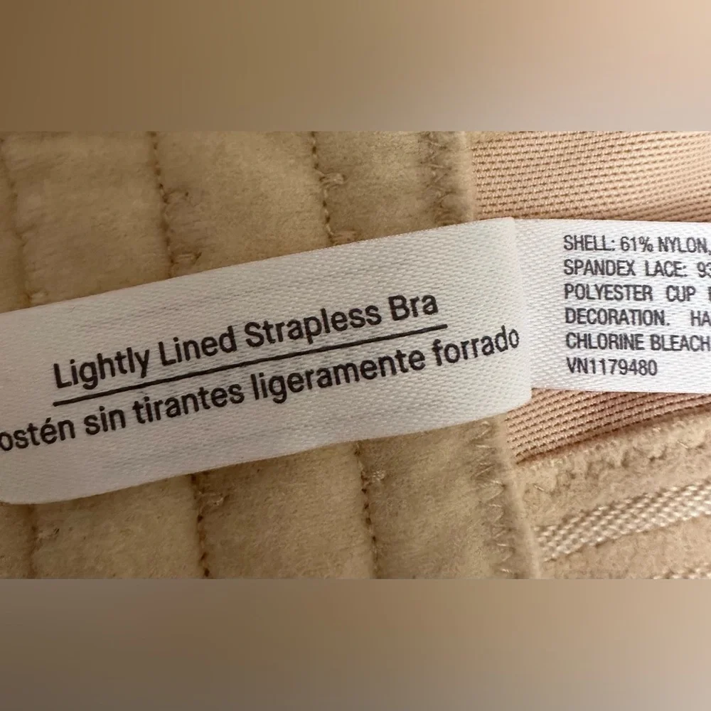 Gently used Auden Sz 46DD convertible-strapless bra